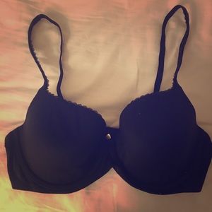 Classic black sexy line bra 36D from VS!